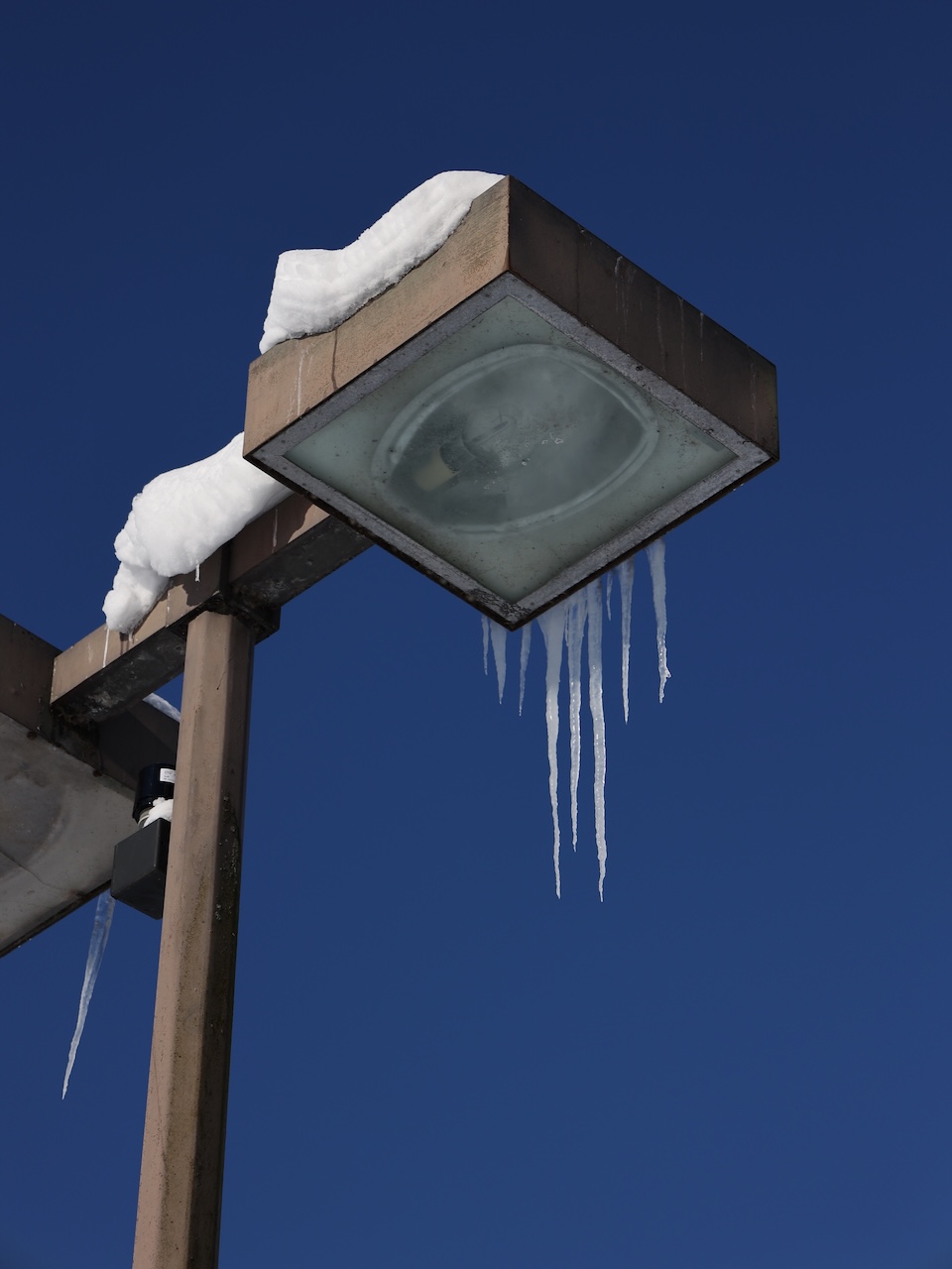 Icy